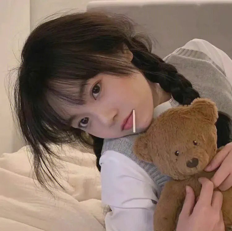 麻辣老师1这个女生有点冷